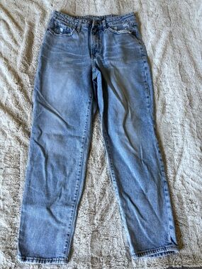 Old Navy Light Wash Denim High Rise OG Straight Jeans Size 8